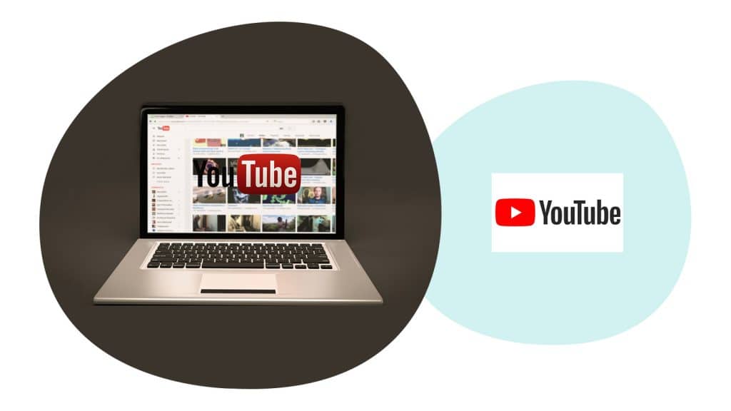 Geöffneter Laptop mit der Startseite von YouTube und dem Logo.